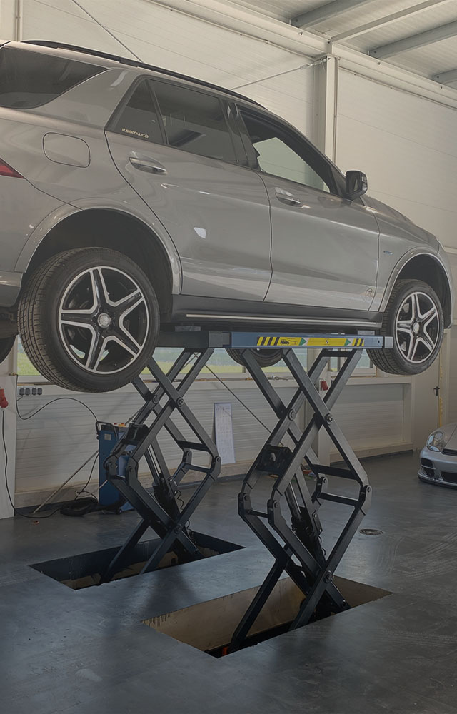 xx63-ponte-sollevatore-a-forbice-kroemer-mobile-garage