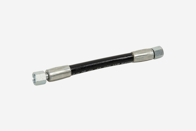 kurzer hydraulikschlauch